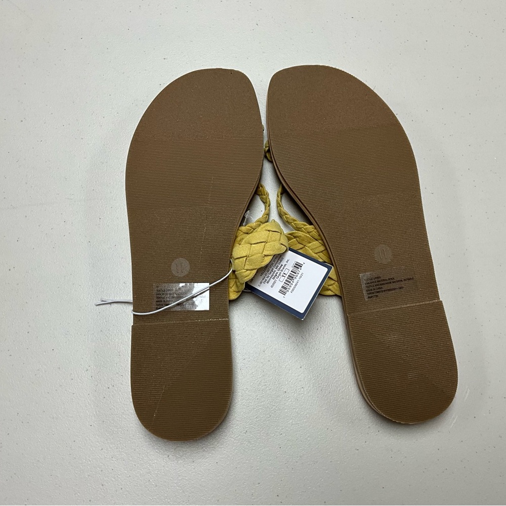 Universal Thread Hilda Braided Strappy Footbed Sa… - image 3